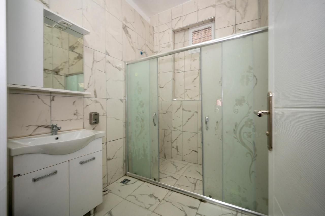 Xalila Hostel & Cafe Ladies Room Истанбул Екстериор снимка