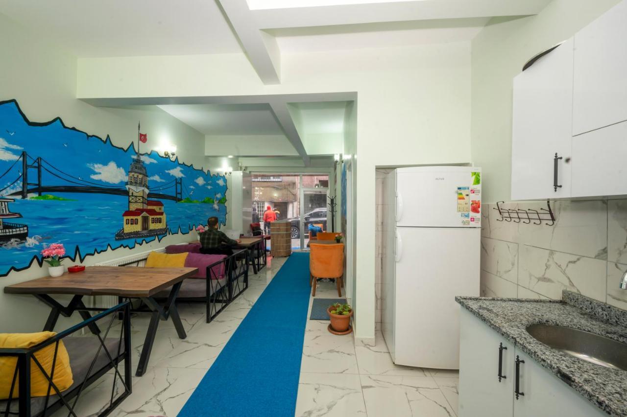 Xalila Hostel & Cafe Ladies Room Истанбул Екстериор снимка